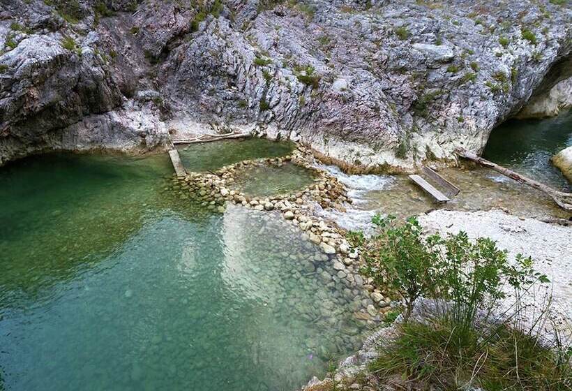 Detached House In Cagli With Swimming Pool And Garden