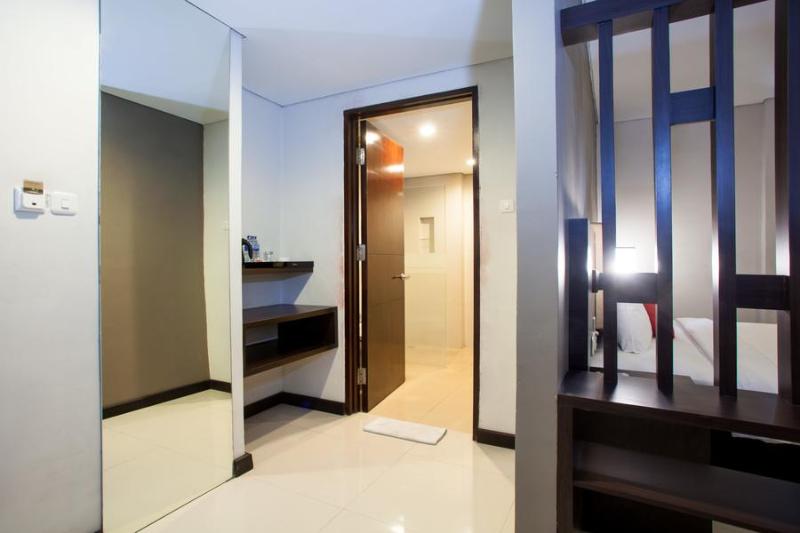 Grage Malang Hotel By Reddoorz