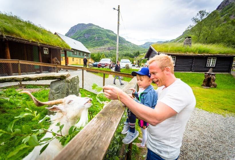 Byrkjedalstunet Hotell