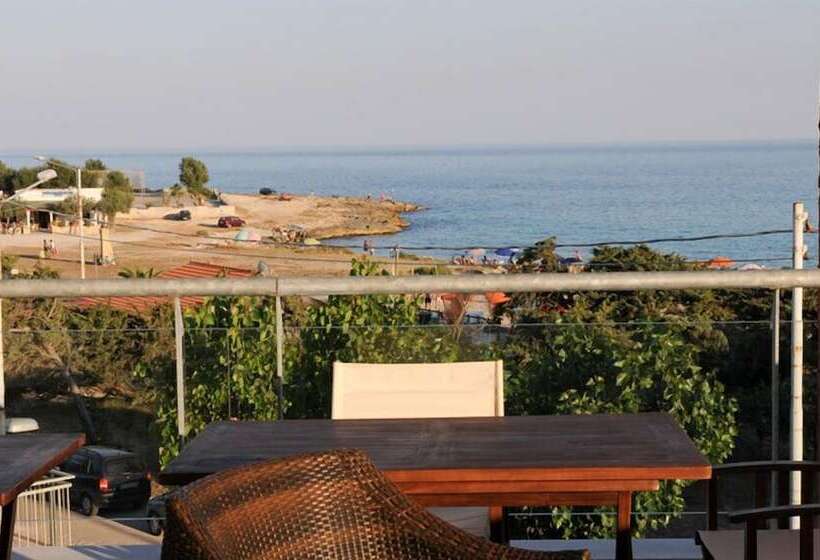 בית מלון כפרי Club Ravezzo