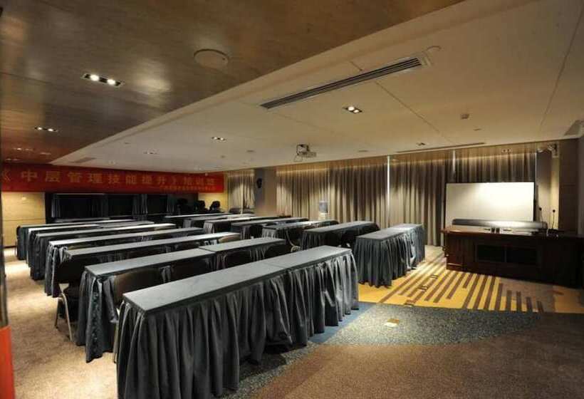 Echarm Hotel Nanning Qingxiu Mountain