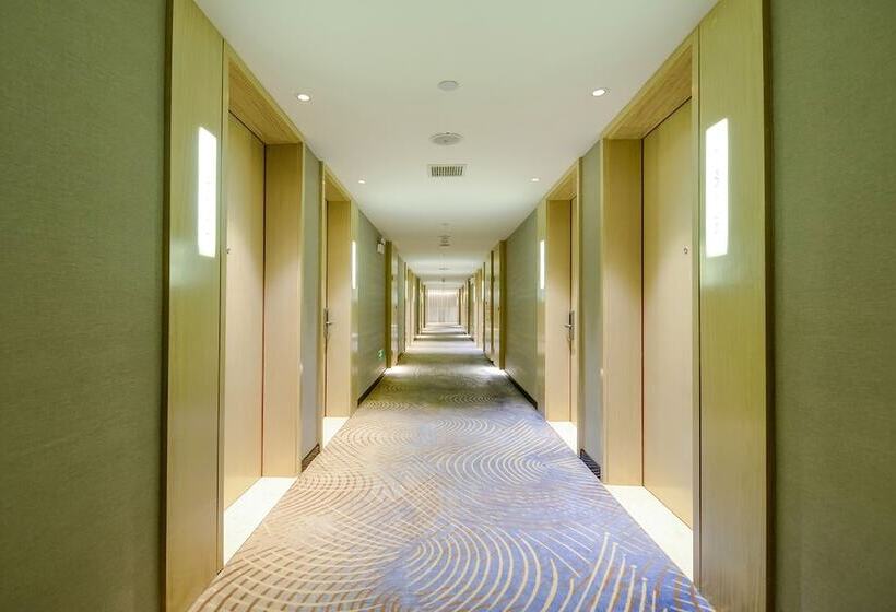 Echarm Hotel Nanning Qingxiu Mountain