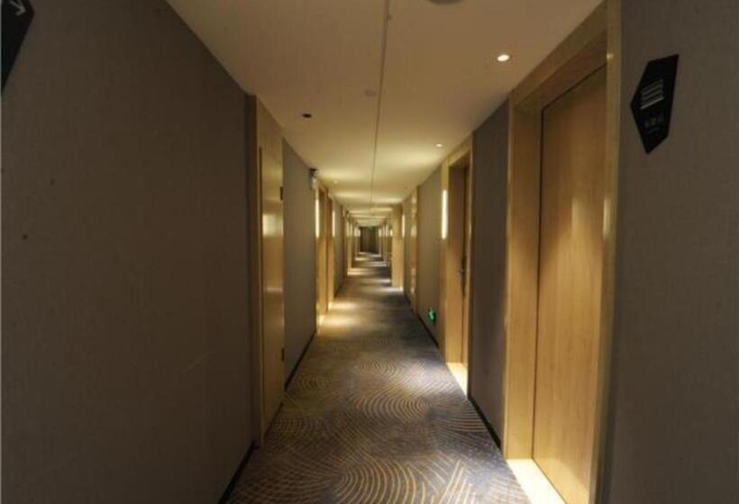 Echarm Hotel Nanning Qingxiu Mountain