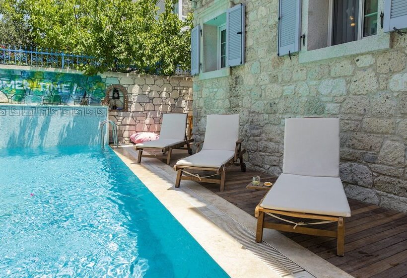 هتل Provence Mansion Alacati