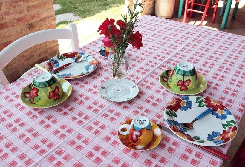 בית מלון כפרי Agriturismo Le Stringaie