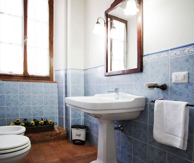 בית מלון כפרי Agriturismo Le Stringaie