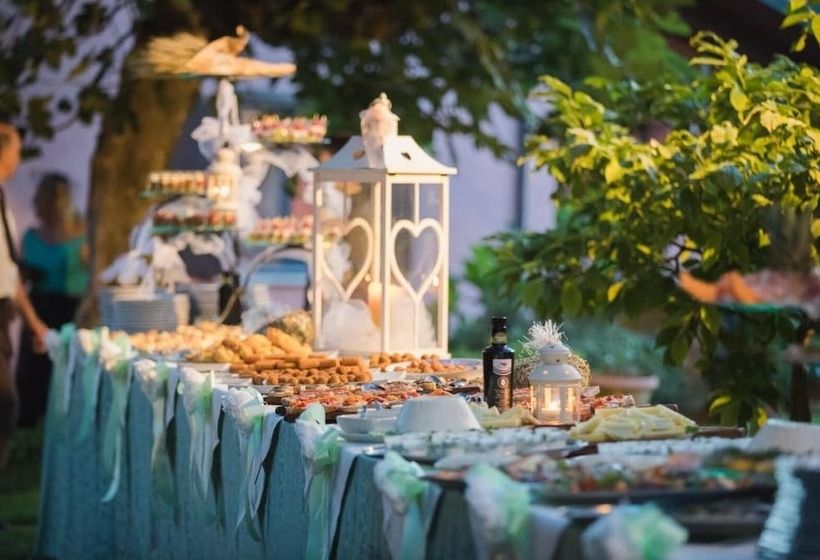 هتل روستایی Agriturismo Poggio Corbello