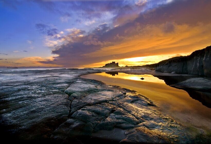 فندق The Bamburgh Castle Inn   The Inn Collection Group