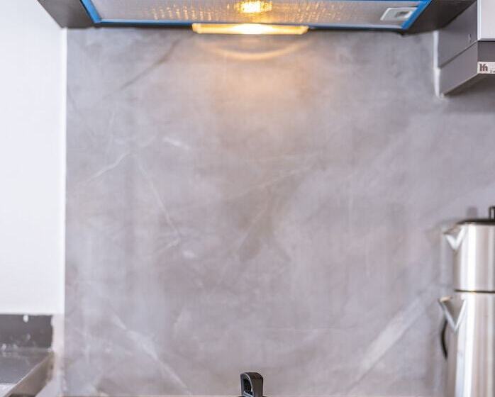 ホテル White House Apart