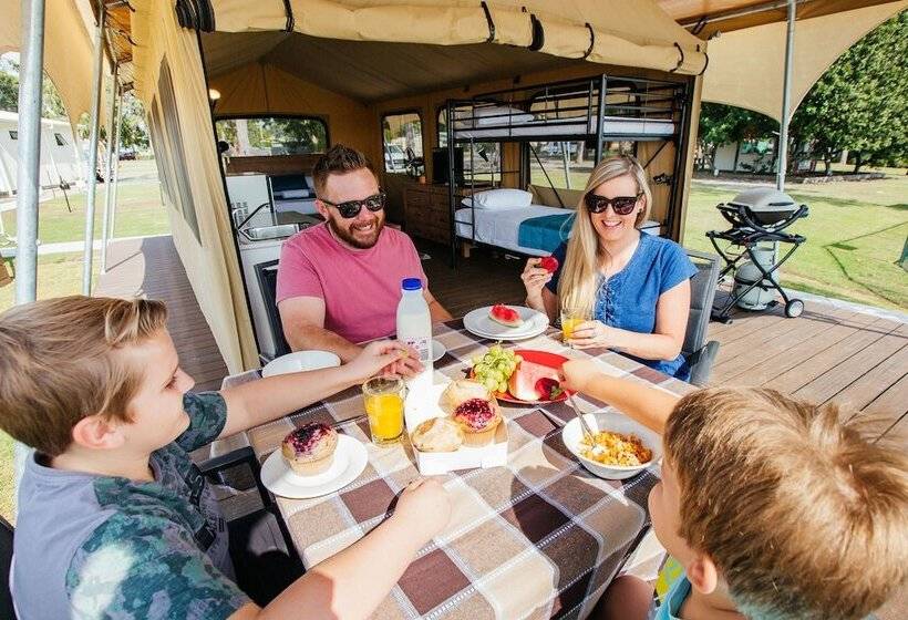 Jacobs Well Tourist Park