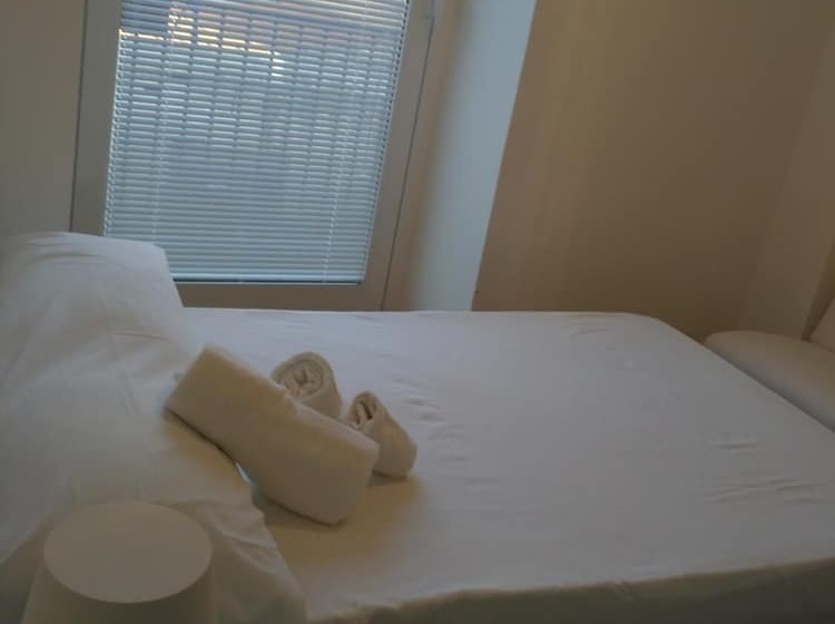 La Casa Di Penelope B&b E Noleggio Bici Elettriche