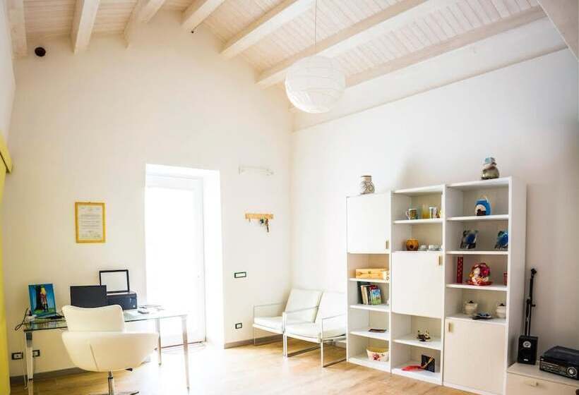 La Casa Di Penelope B&b E Noleggio Bici Elettriche