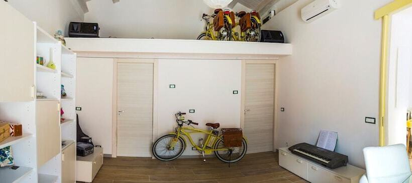 La Casa Di Penelope B&b E Noleggio Bici Elettriche
