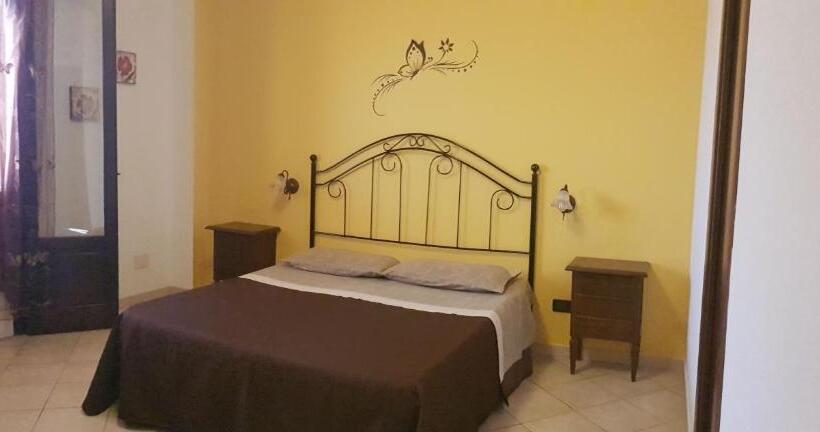 Mariposa Bed And Breakfast