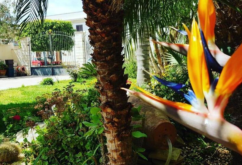 Mariposa Bed And Breakfast