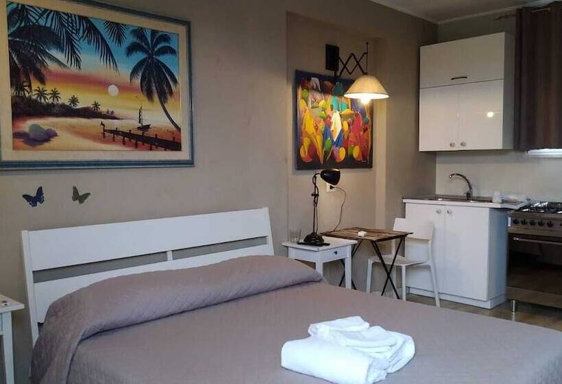 פנסיון Cconforthotels R&b Cavour   Self Check In