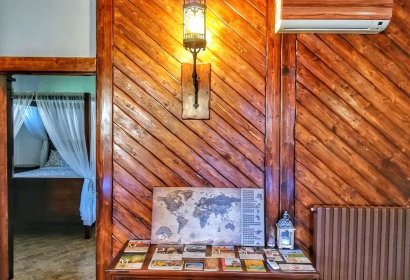 Пансион Medieval Relais   Top Location