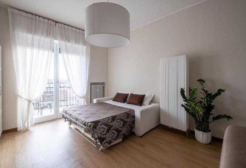 پانسیون Cute & Cozy Rooms Train Station