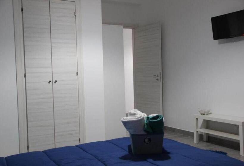 ペンション Dimora Fraula Guest House