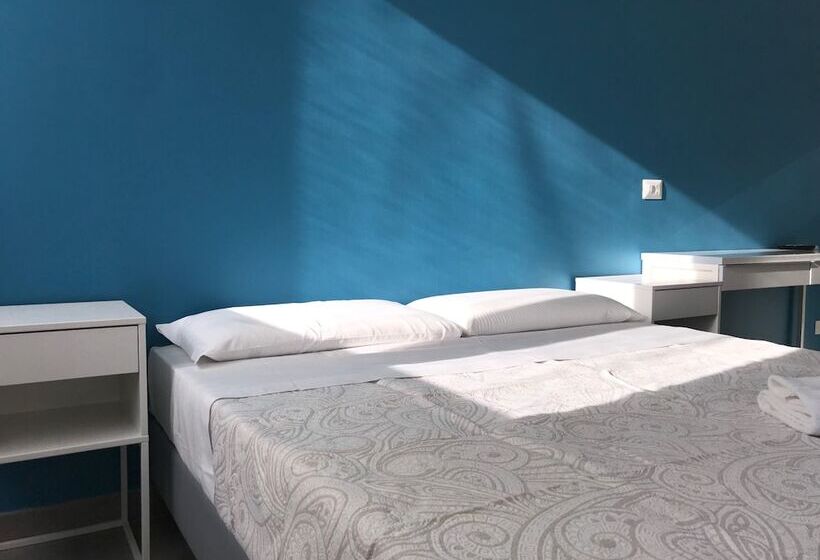 پانسیون Joy Rooms