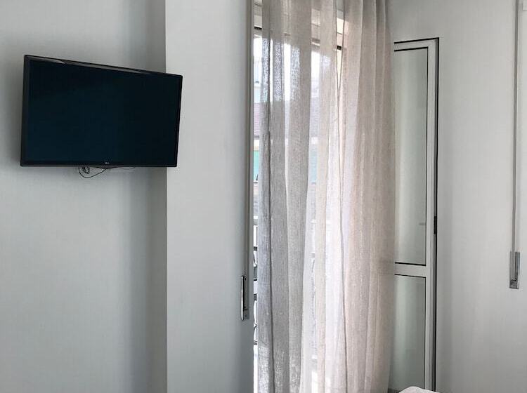 پانسیون Joy Rooms