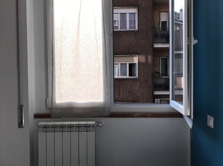 پانسیون Joy Rooms