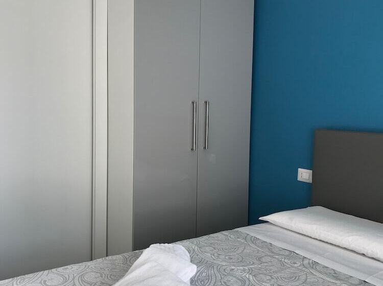 پانسیون Joy Rooms