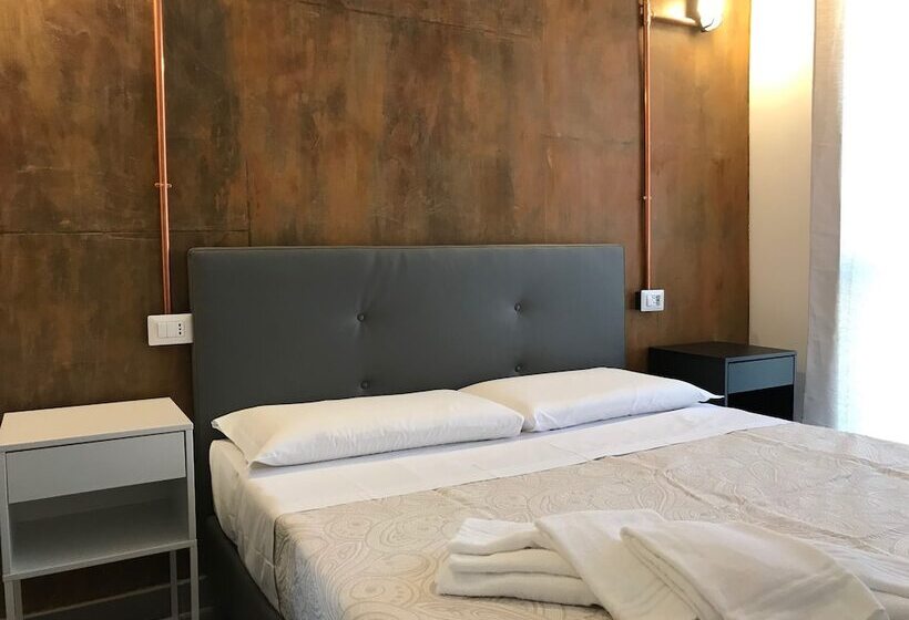 پانسیون Joy Rooms