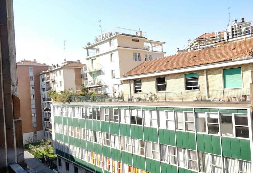 پانسیون Joy Rooms