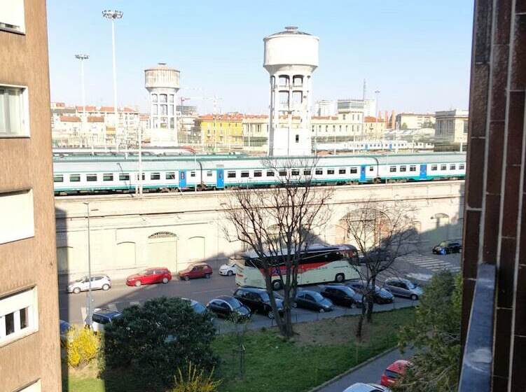 پانسیون Joy Rooms