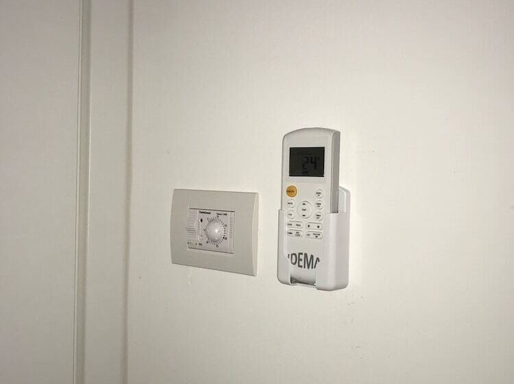 پانسیون Joy Rooms