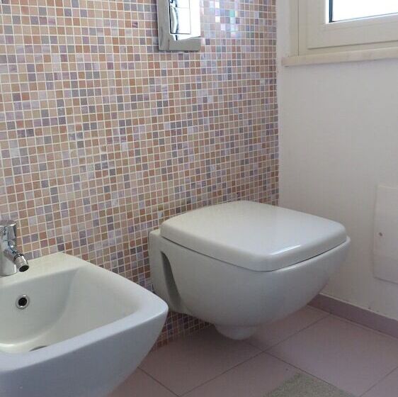 פנסיון Luna Rossa Rooms