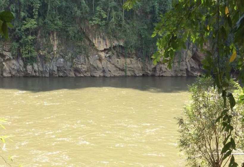 膳宿费 Sam's Jungle Guesthouse