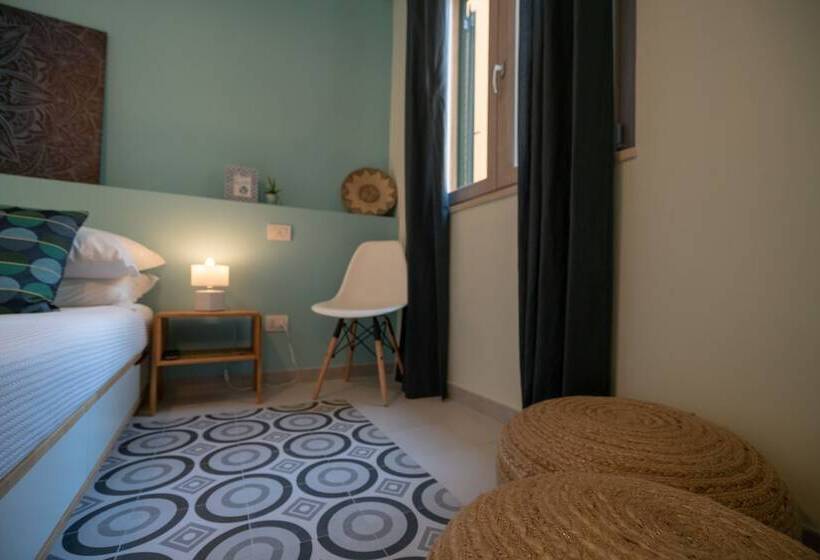 פנסיון Sea Station Polignano Rooms