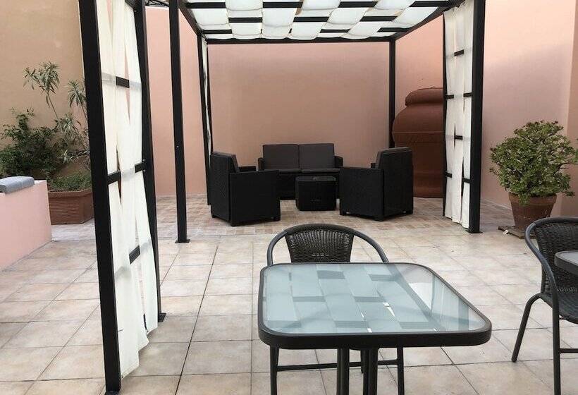 بنسيون Shardan Guest House