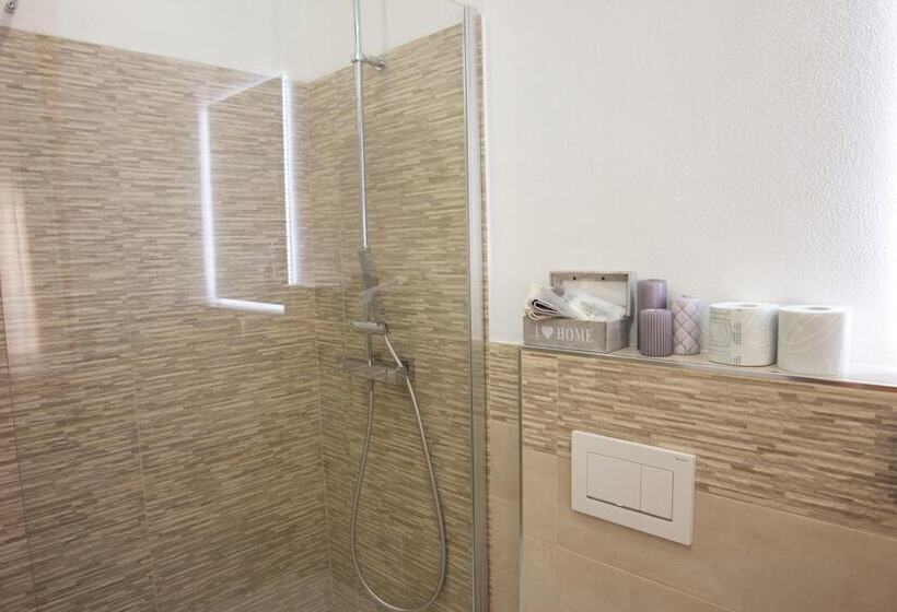 بنسيون Shardan Guest House