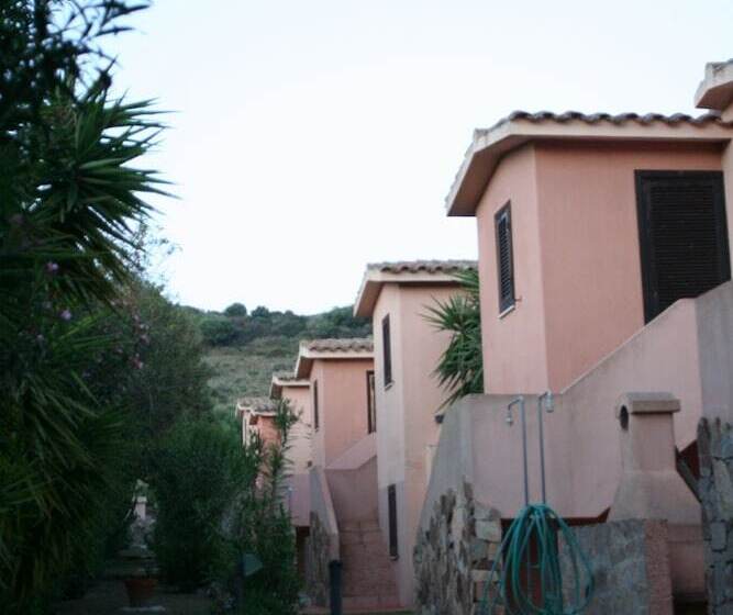 اقامتگاه Verdemare Sardegna Due Villette