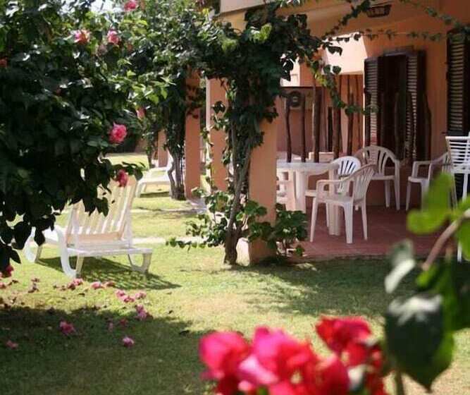 اقامتگاه Verdemare Sardegna Due Villette
