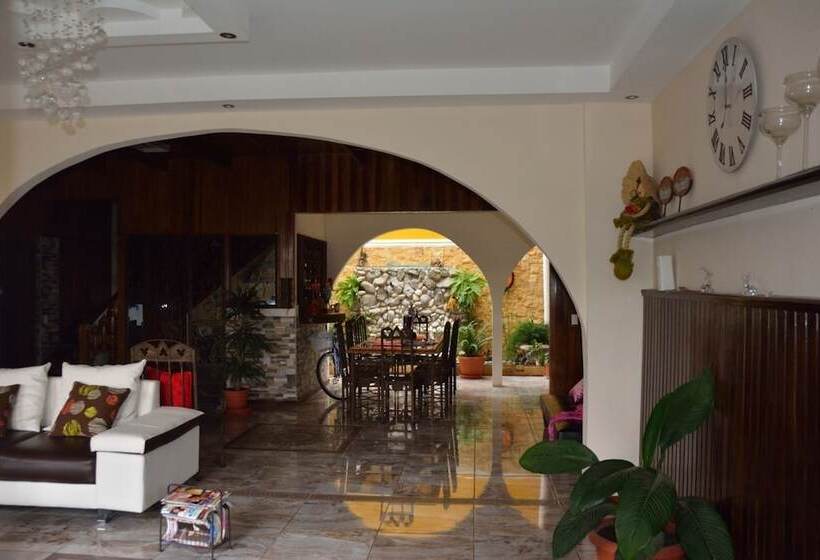 Apartamentos El Castillo