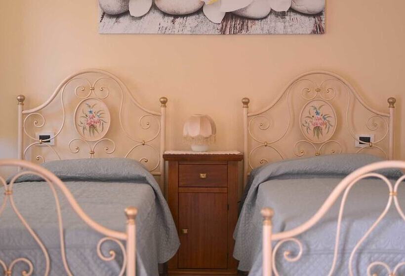 تختخواب و صبحانه La Locanda Francigena