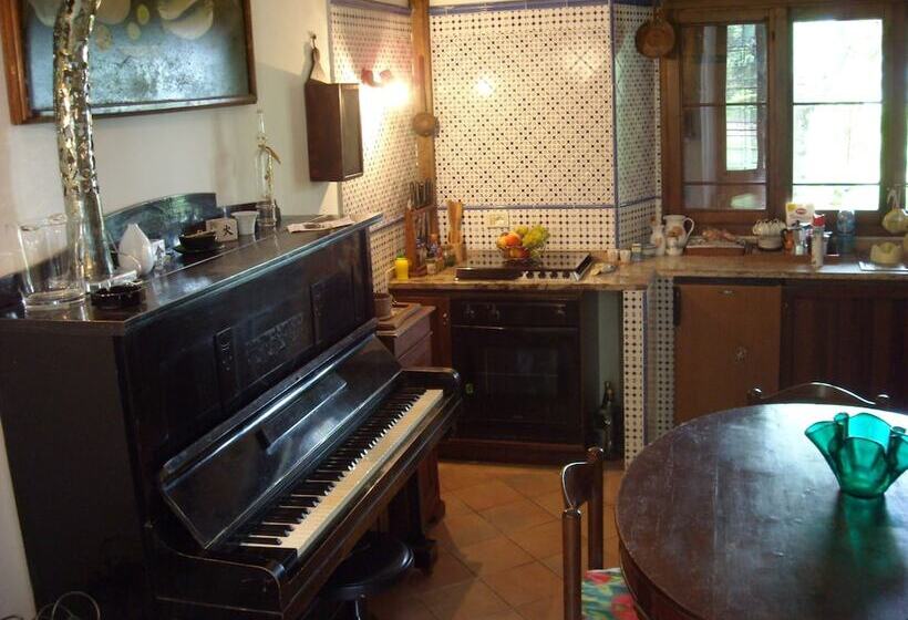 مبيت وإفطار Villa Coldimetino