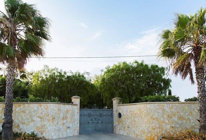 민박 Villafanizza Porto Cesareo