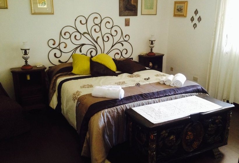 مبيت وإفطار Villa Gandamar