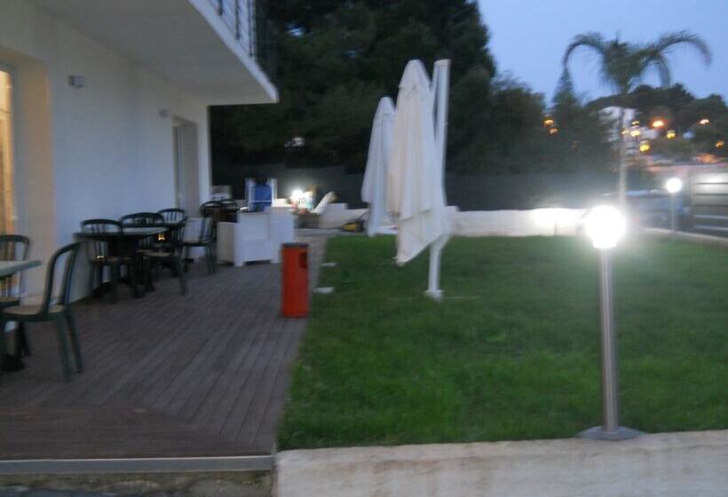 צימר White Beach Beb