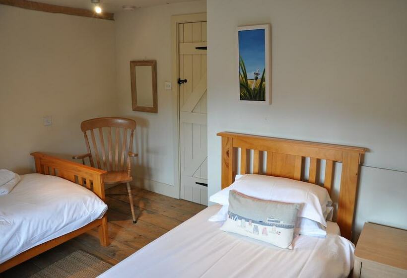 Stunning Driftwood Cottage At Holme Next The Sea