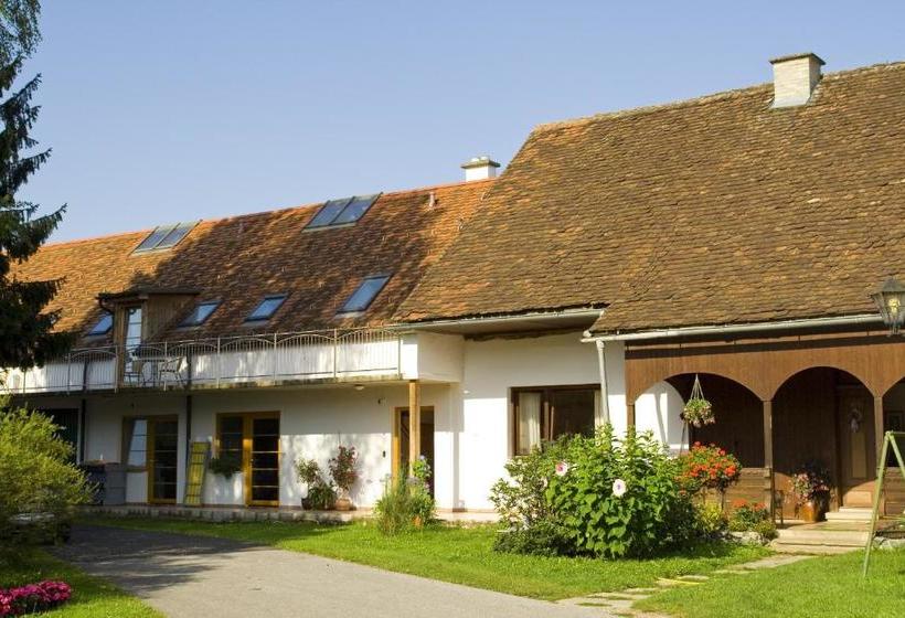 Frühstückspension Kleinschuster