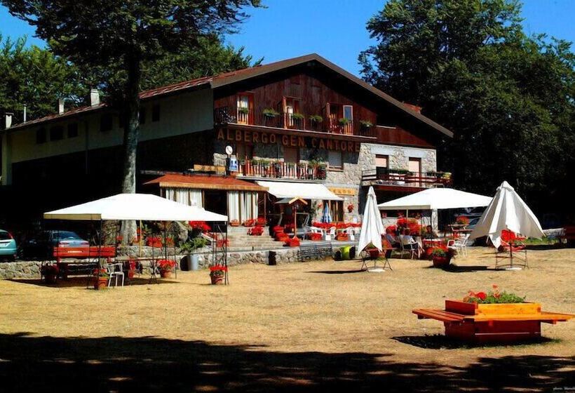 ホテル Albergo Generale Cantore