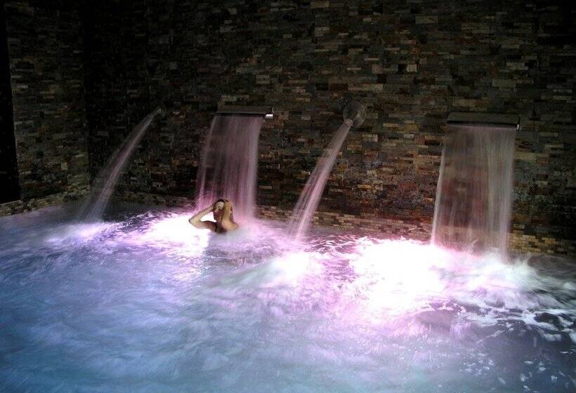 ホテル Con Encanto   Spa Kinédomus Bienestar