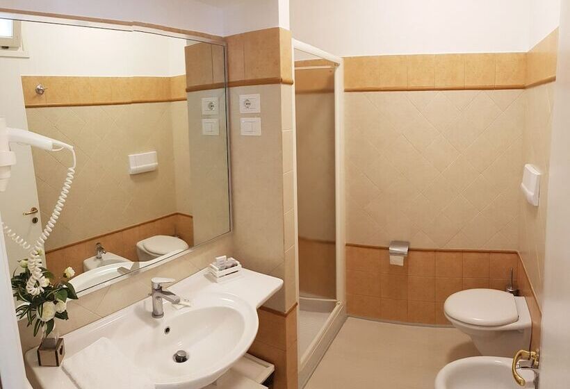 호텔 Gabbiano Beach