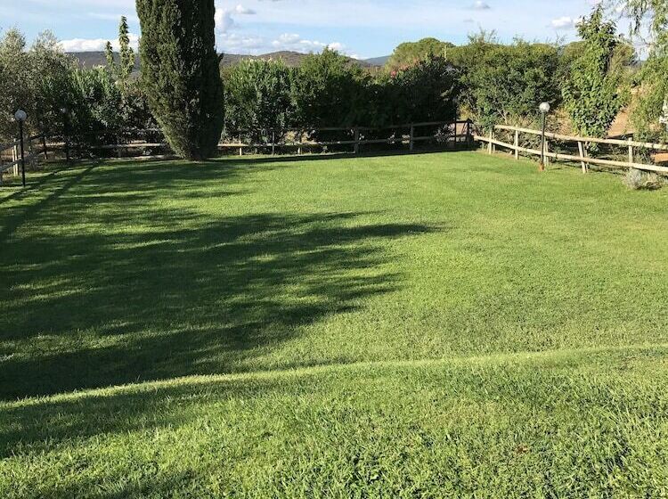 هتل روستایی Agriturismo Arcobaleno
